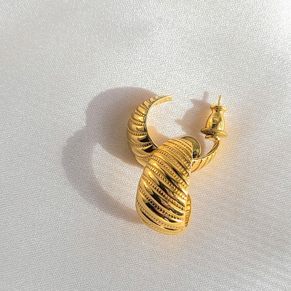 Vintage 90s Dome Hoop Earrings